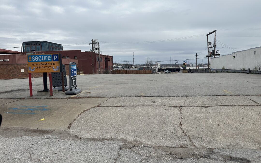315 S Detroit Lot