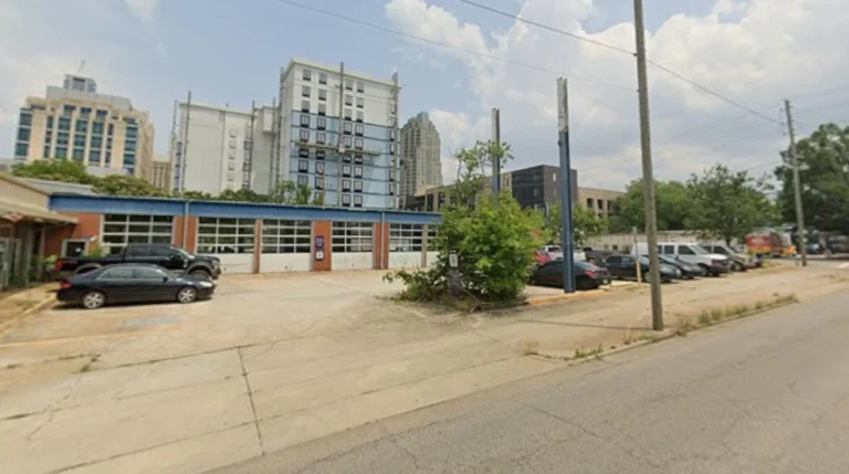 333 S Dawson St parking lot