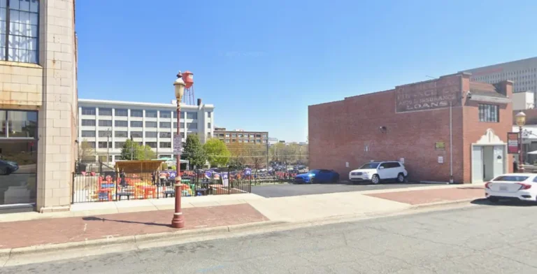 623 N Liberty St Lot