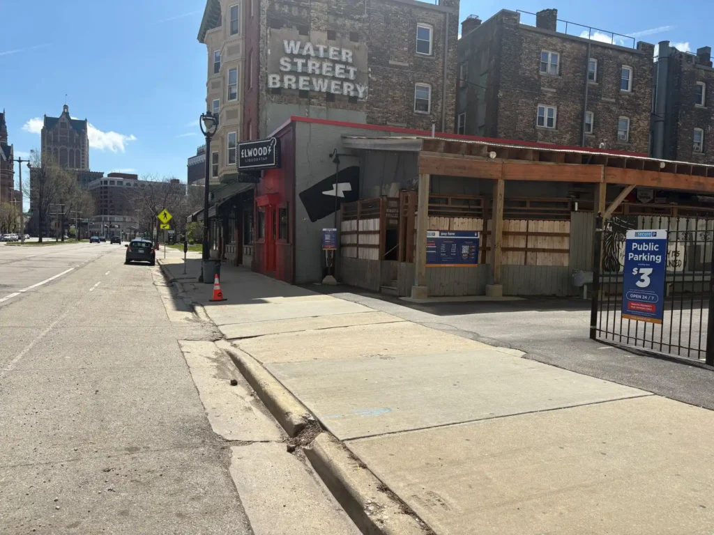 Secure Parking USA 1111 N Water St Lot in Milwaukee, WI