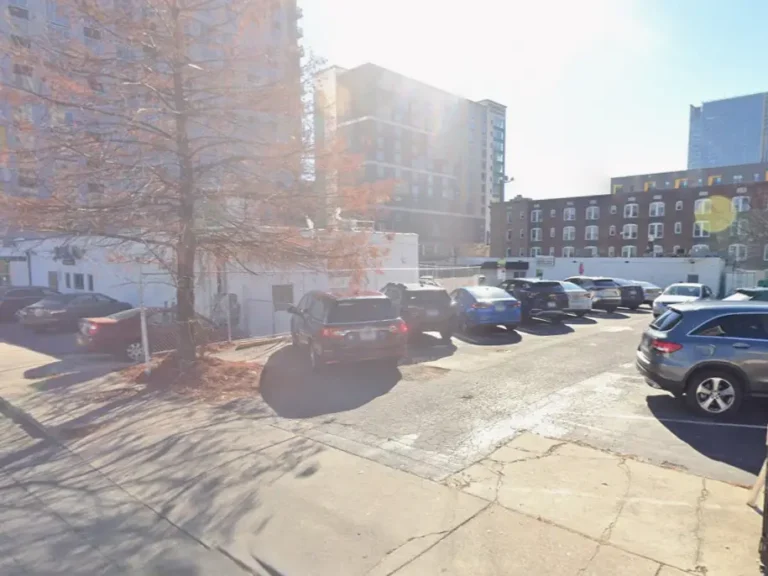 117 E 9th St Lot in Charlotte, NC. Run by Secure Parking USA.