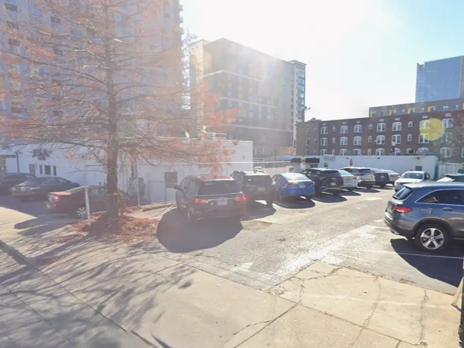 117 E 9th St Lot in Charlotte, NC. Run by Secure Parking USA.