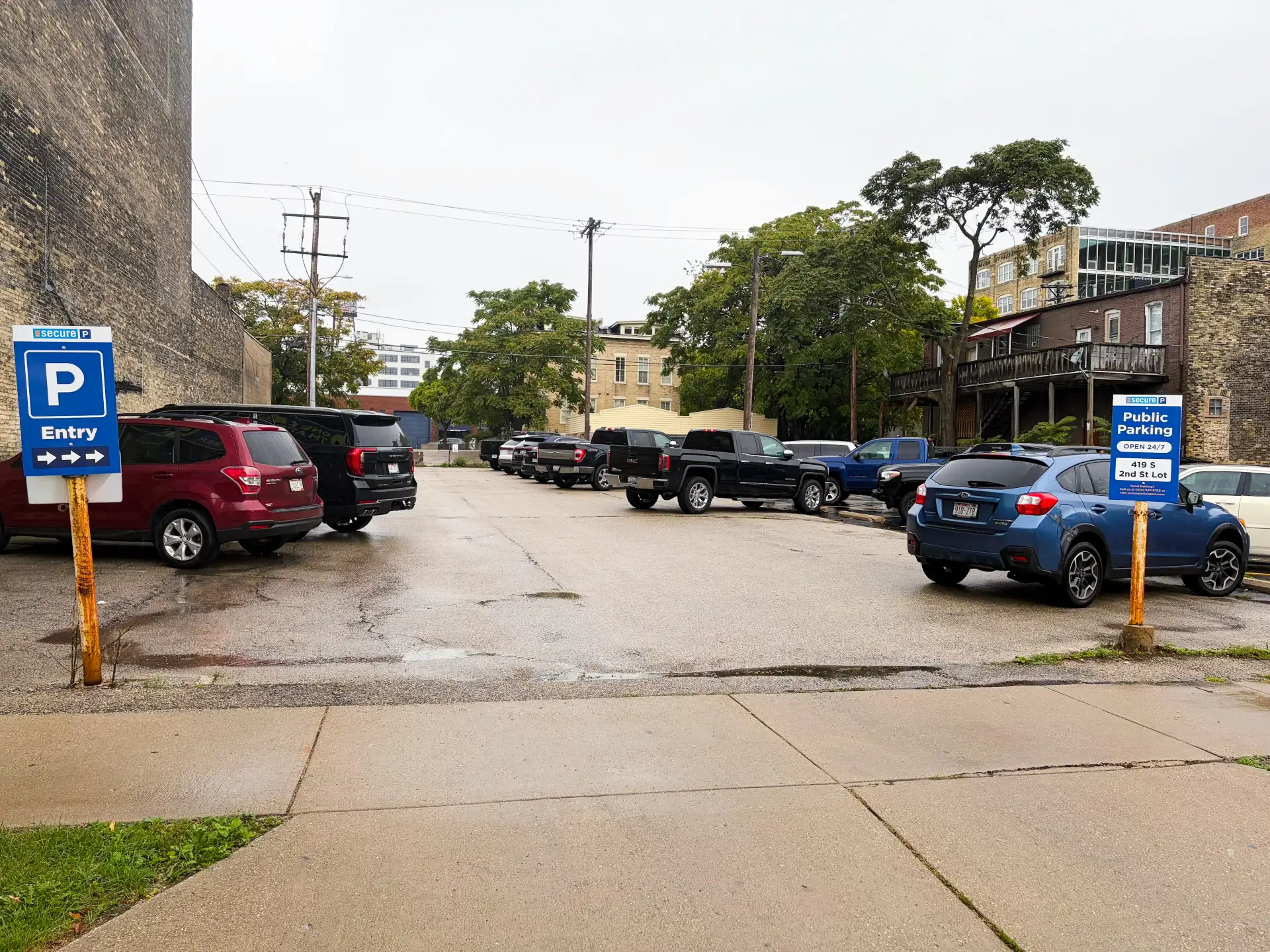 419 S 2nd St Lot in the Walker's Point neighborhood of Milwaukee, WI - Run by Secure Parking USA
